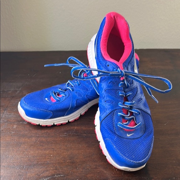 Nike Blue and Pink Athletic Shoes with Mesh Uppers - Picture 1 of 11